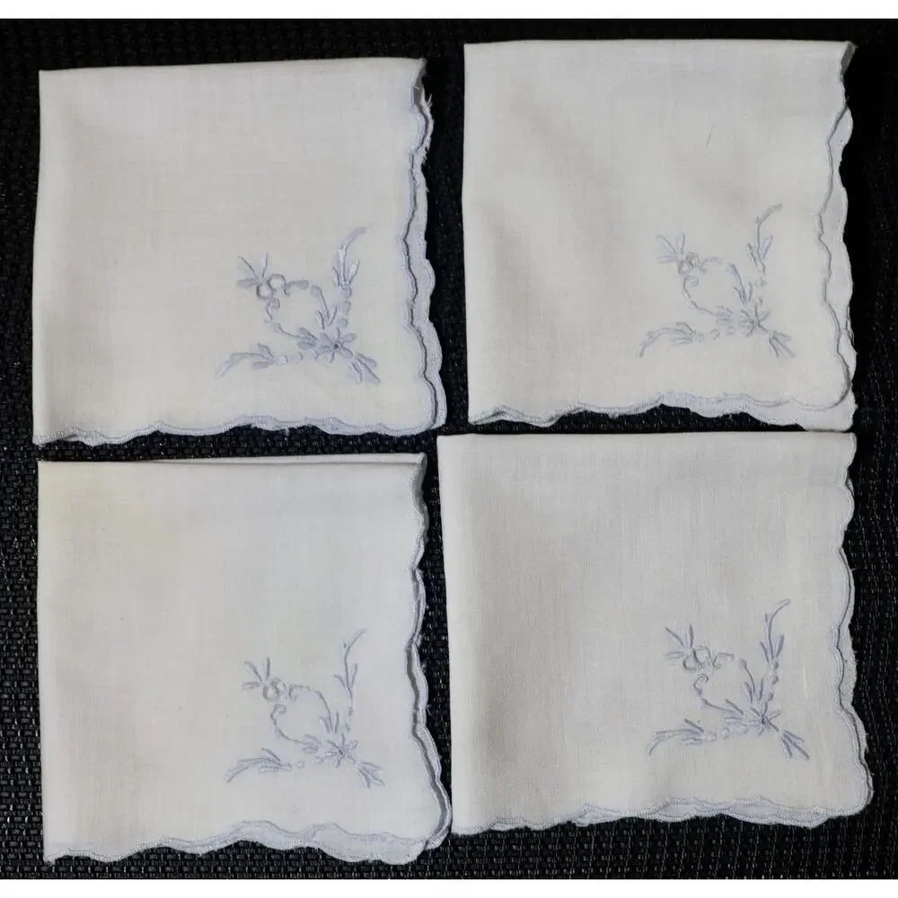 Vintage White Linen Napkins Scalloped Edge Blue Floral Embroidery 10 in Set of 4